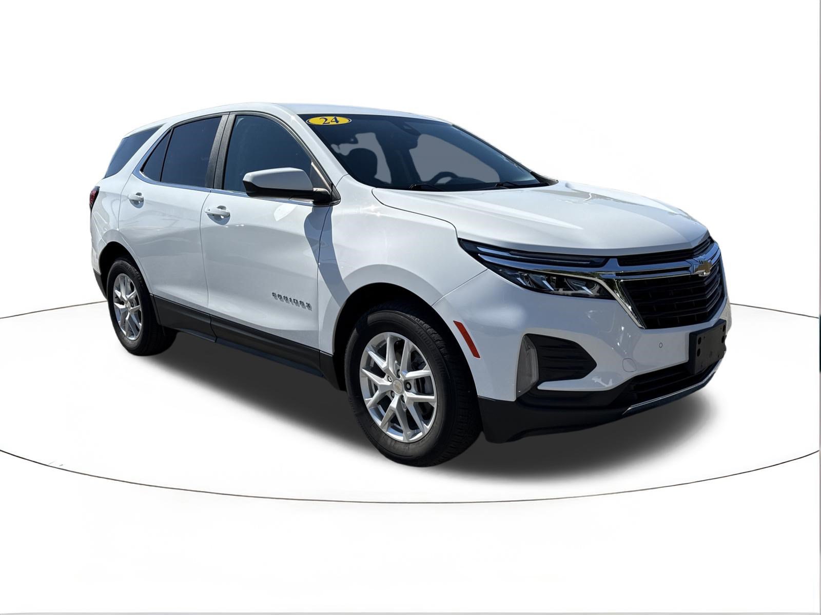 Used 2024 Chevrolet Equinox LT AWD/4WD image 1