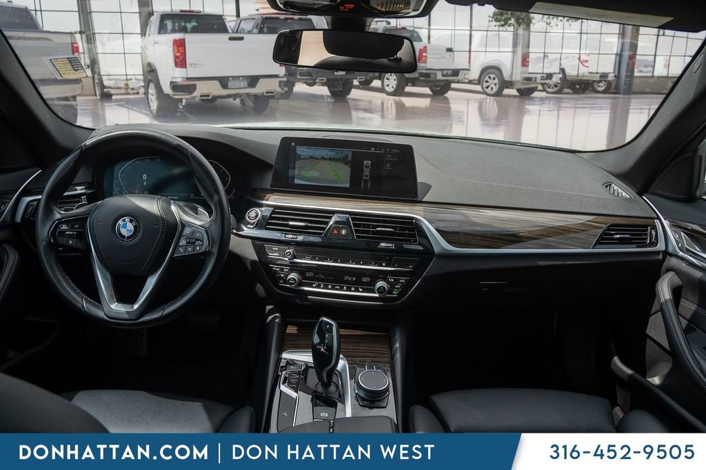 Used 2020 BMW 530i w/ Convenience Package RWD image 5