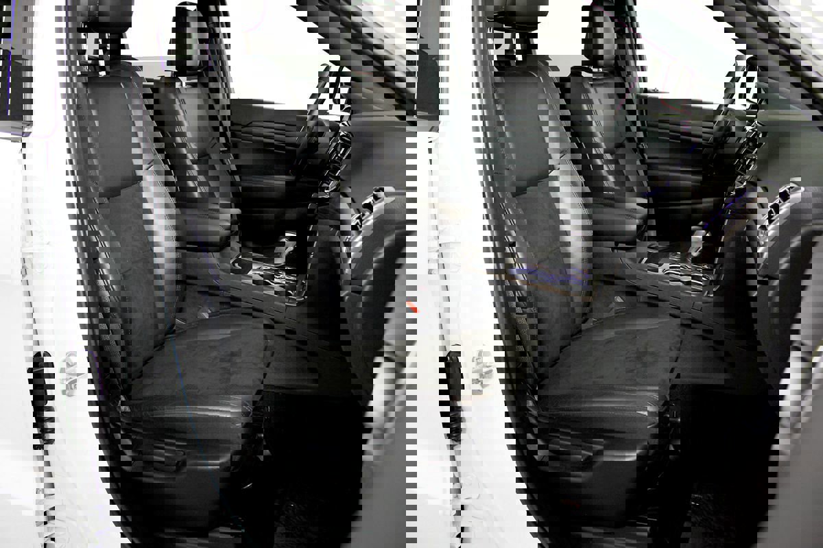 Used 2020 Jeep Grand Cherokee Altitude image 41