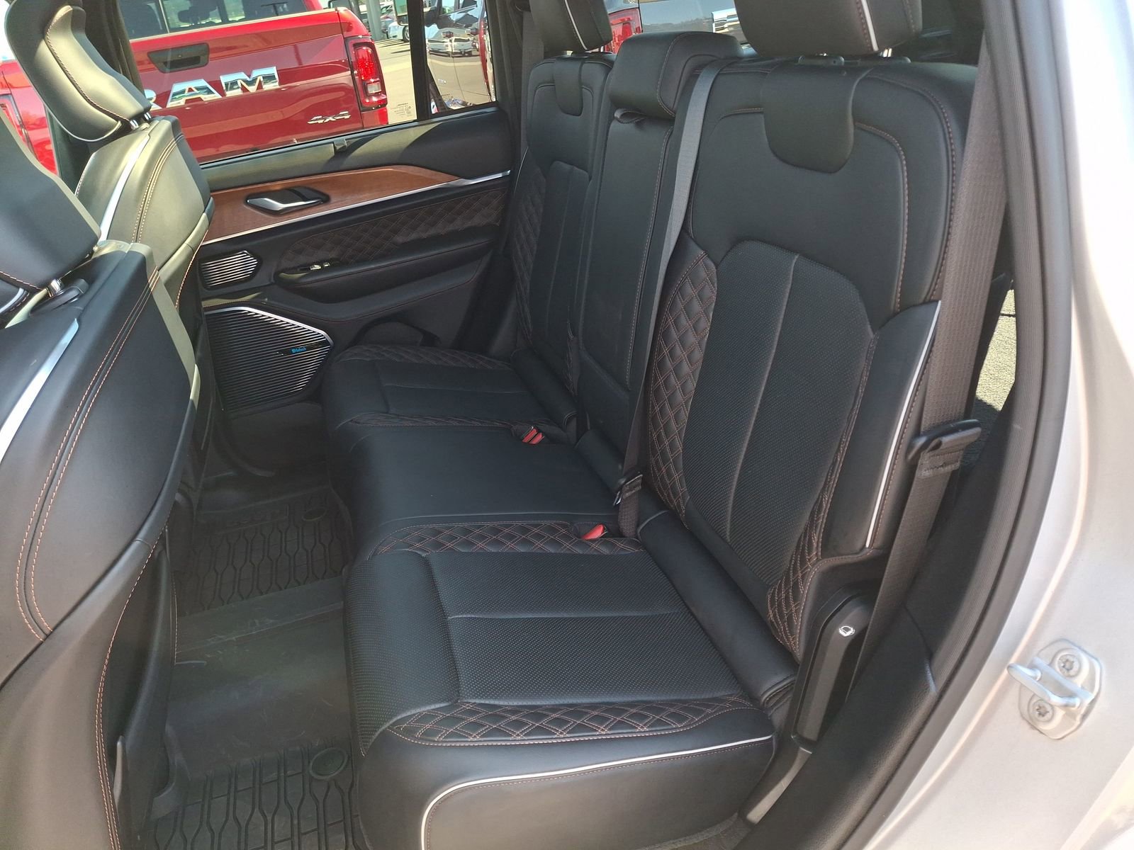 Certified 2022 Jeep Grand Cherokee Summit image 23