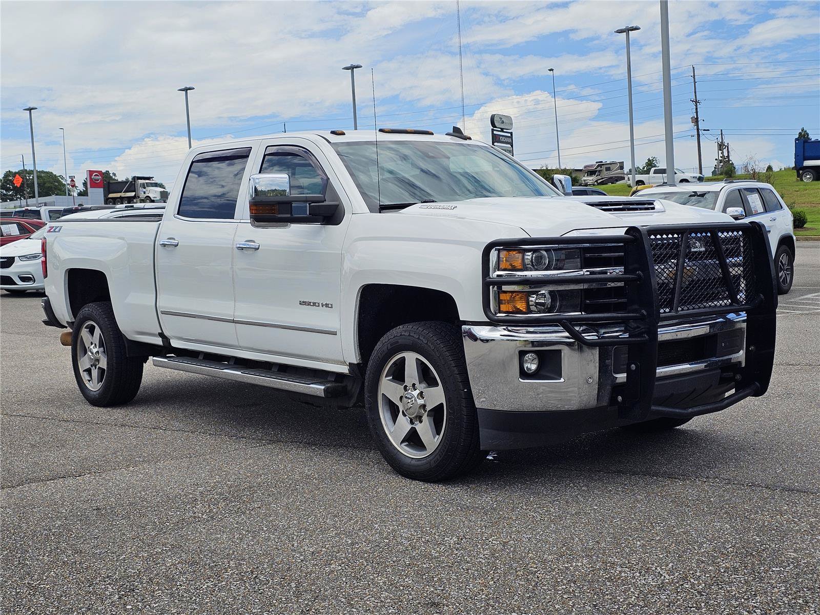 Used 2019 Chevrolet Silverado 2500 LTZ w/ Duramax Plus Package AWD/4WD image 5