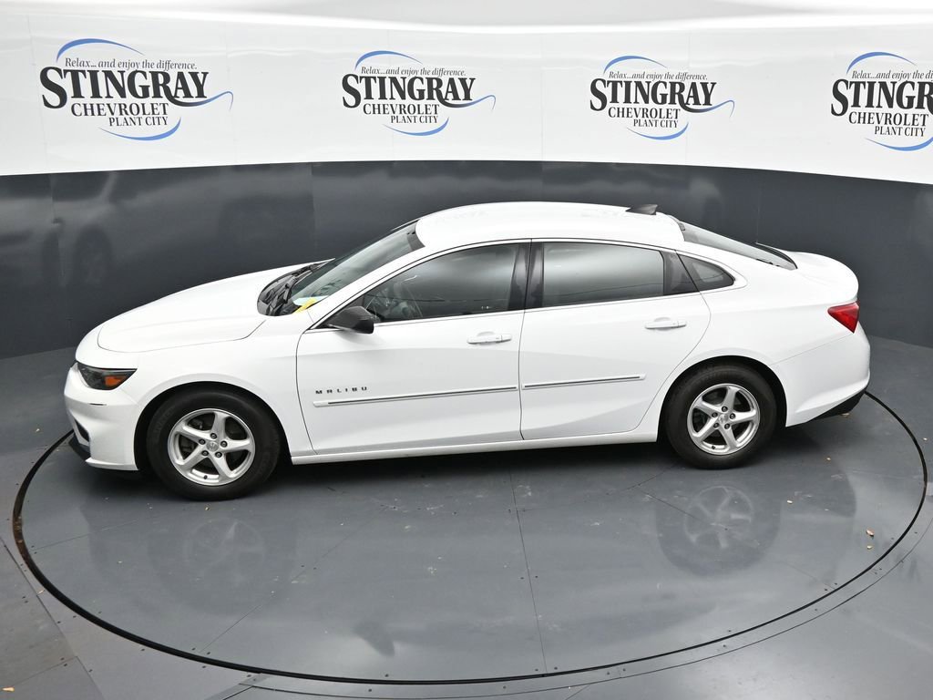 Used 2017 Chevrolet Malibu LS FWD image 21