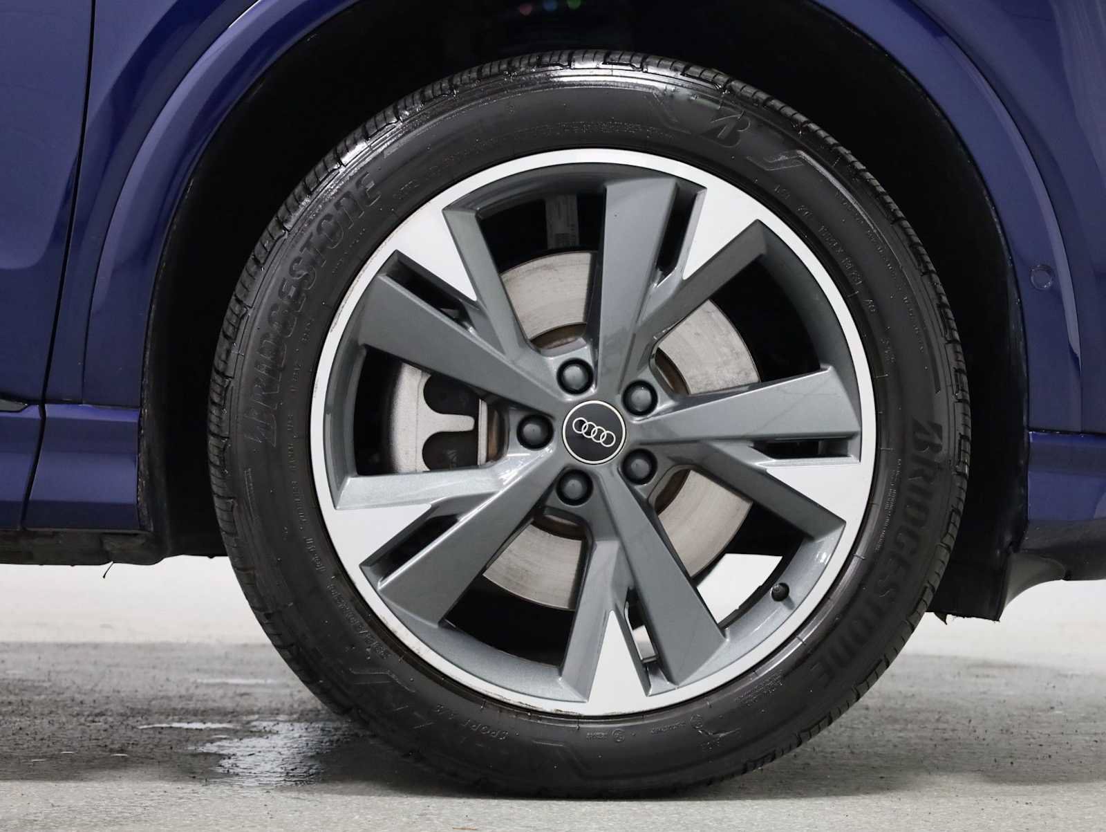 Certified 2023 Audi Q4 e-tron Premium Plus AWD/4WD image 12