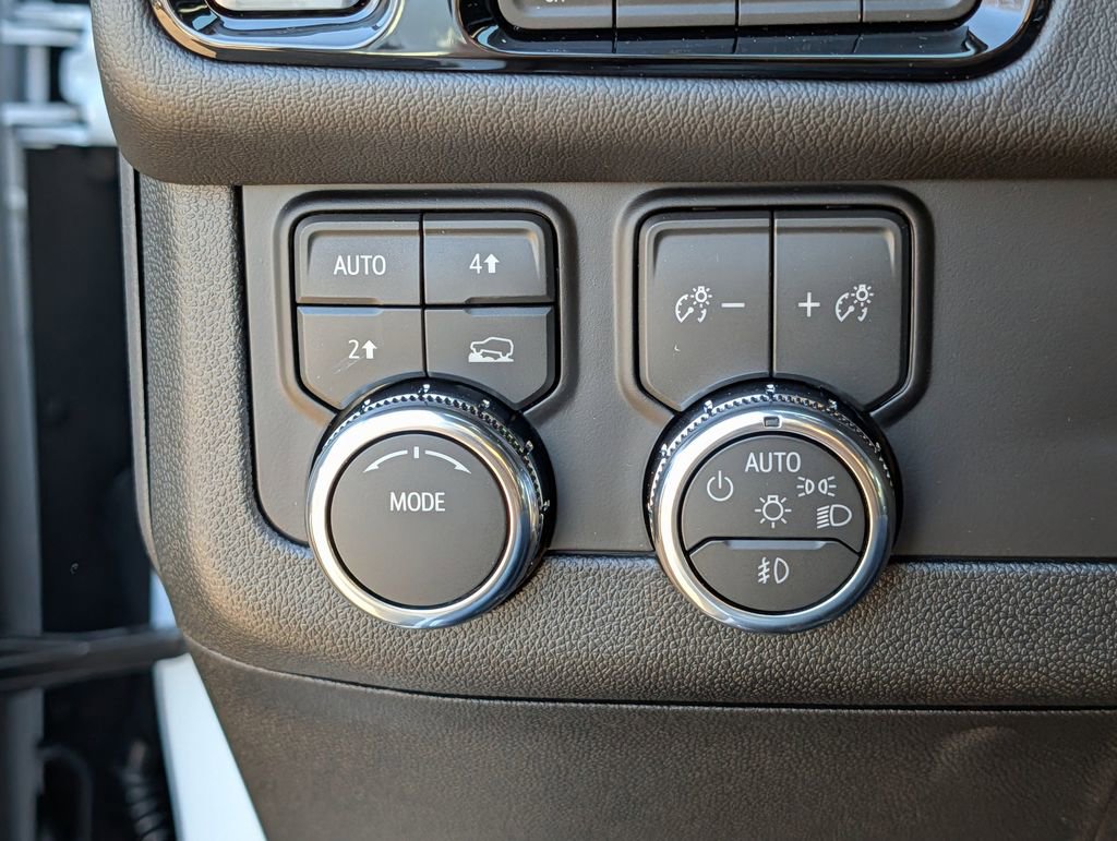 New 2026 GMC Yukon XL Denali w/ Sun & Power Step Package image 42