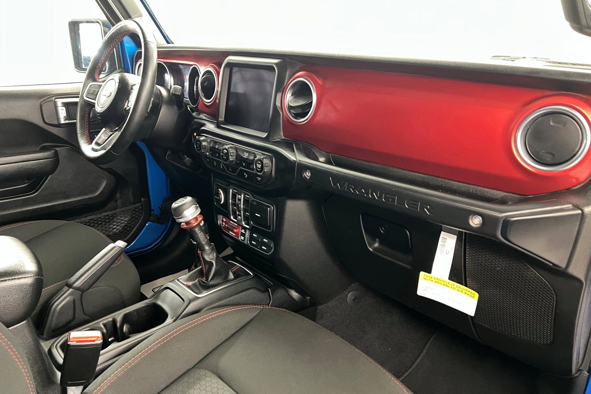 Used 2022 Jeep Wrangler Unlimited Rubicon w/ LED Lighting Group AWD/4WD image 25