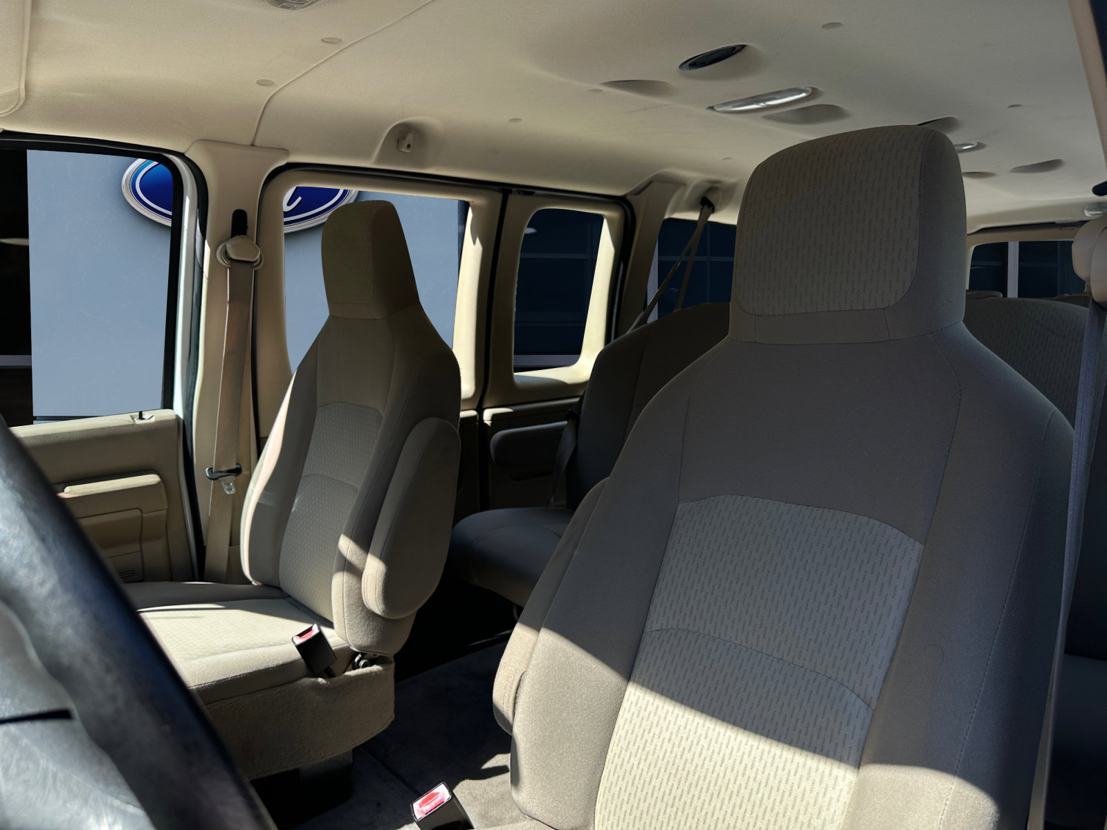 Used 2011 Ford E-350 and Econoline 350 Extended Wagon Super Duty RWD image 12