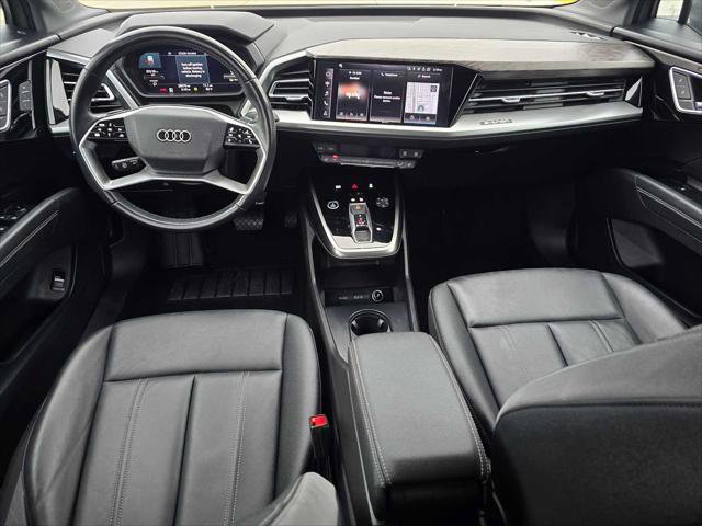 Used 2023 Audi Q4 e-tron Premium Plus w/ Premium Plus image 19