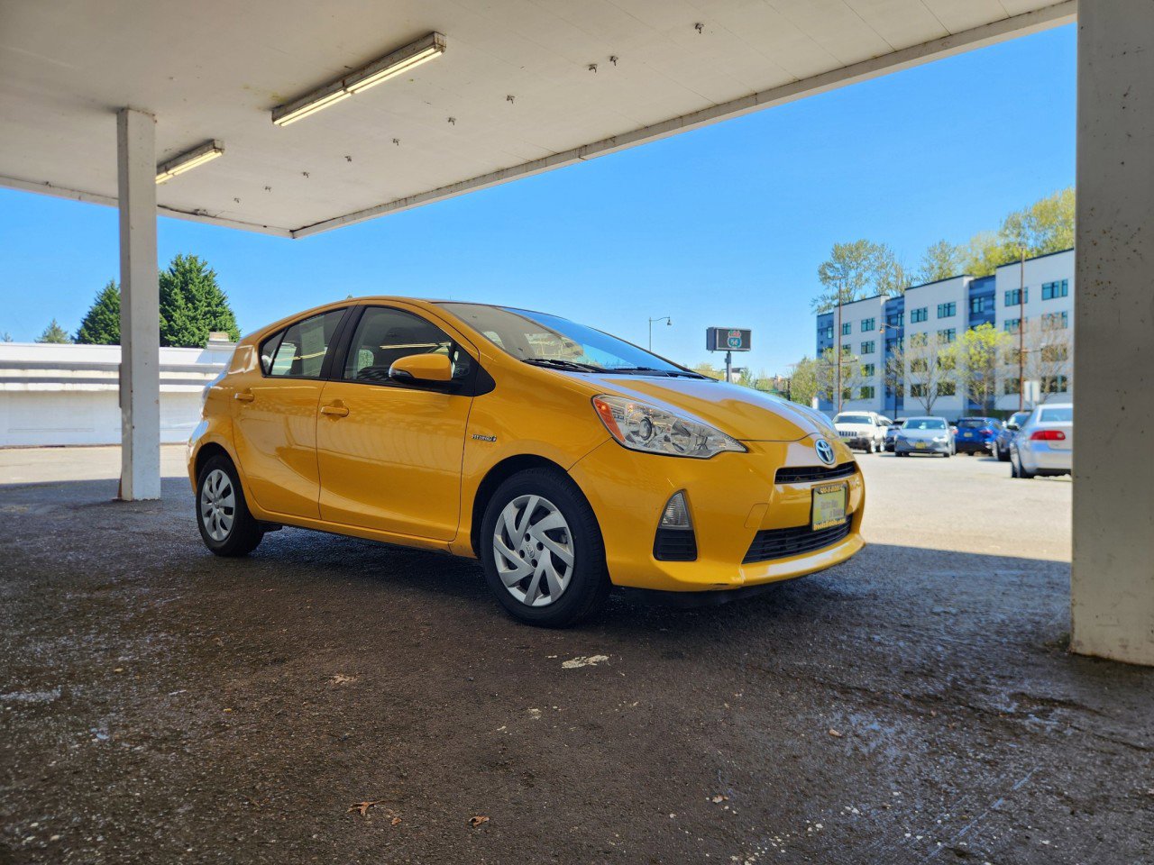 Used 2014 Toyota Prius C Two FWD image 7