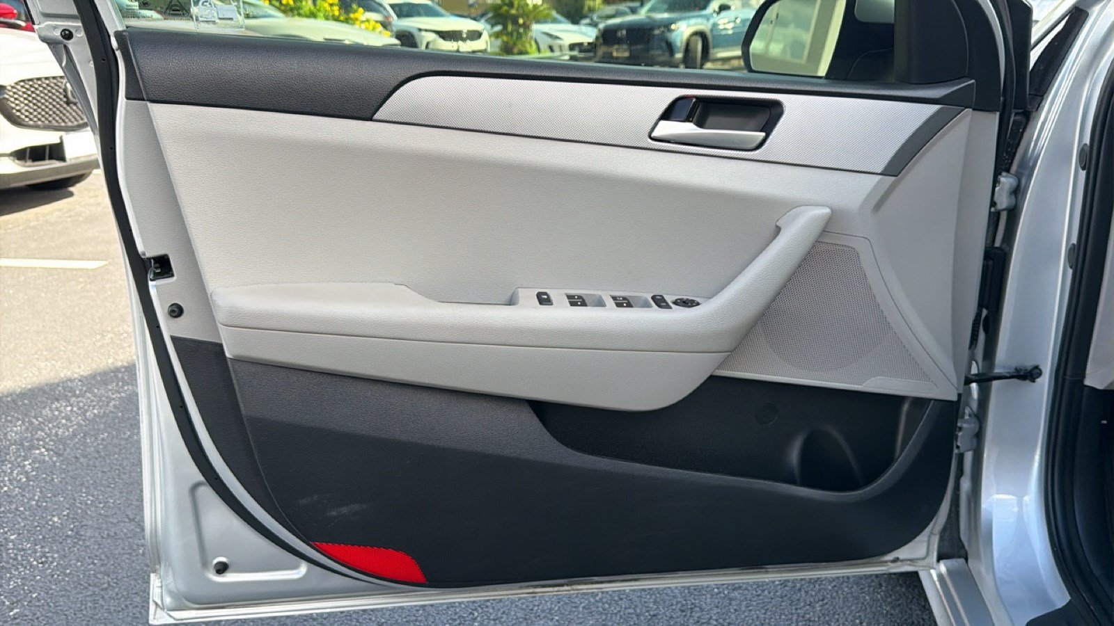 Used 2019 Hyundai Sonata SE FWD image 11