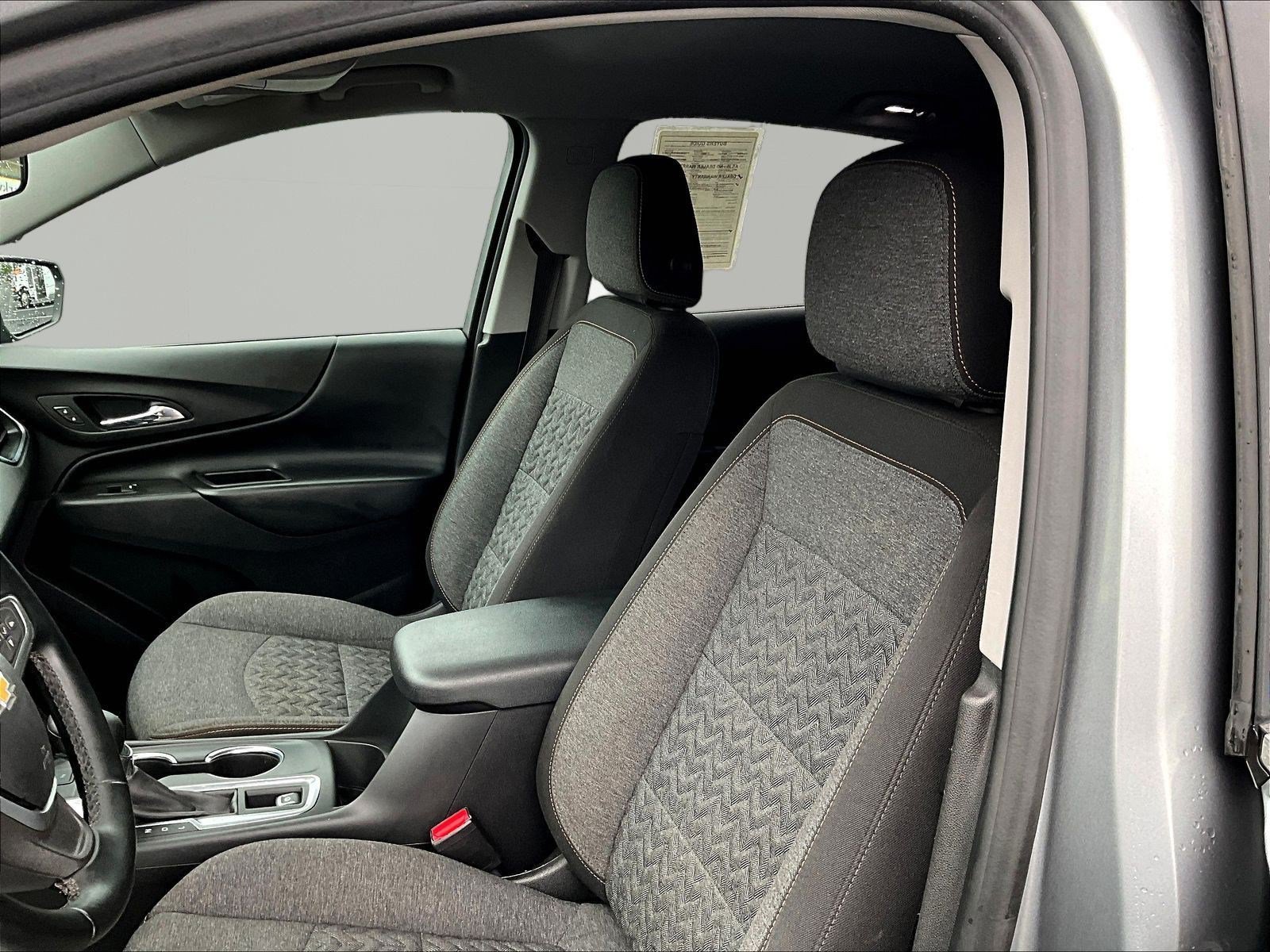 Used 2023 Chevrolet Equinox LT AWD/4WD image 21