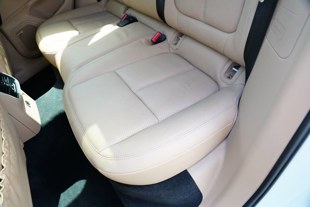 Used 2019 Porsche Macan AWD/4WD image 26