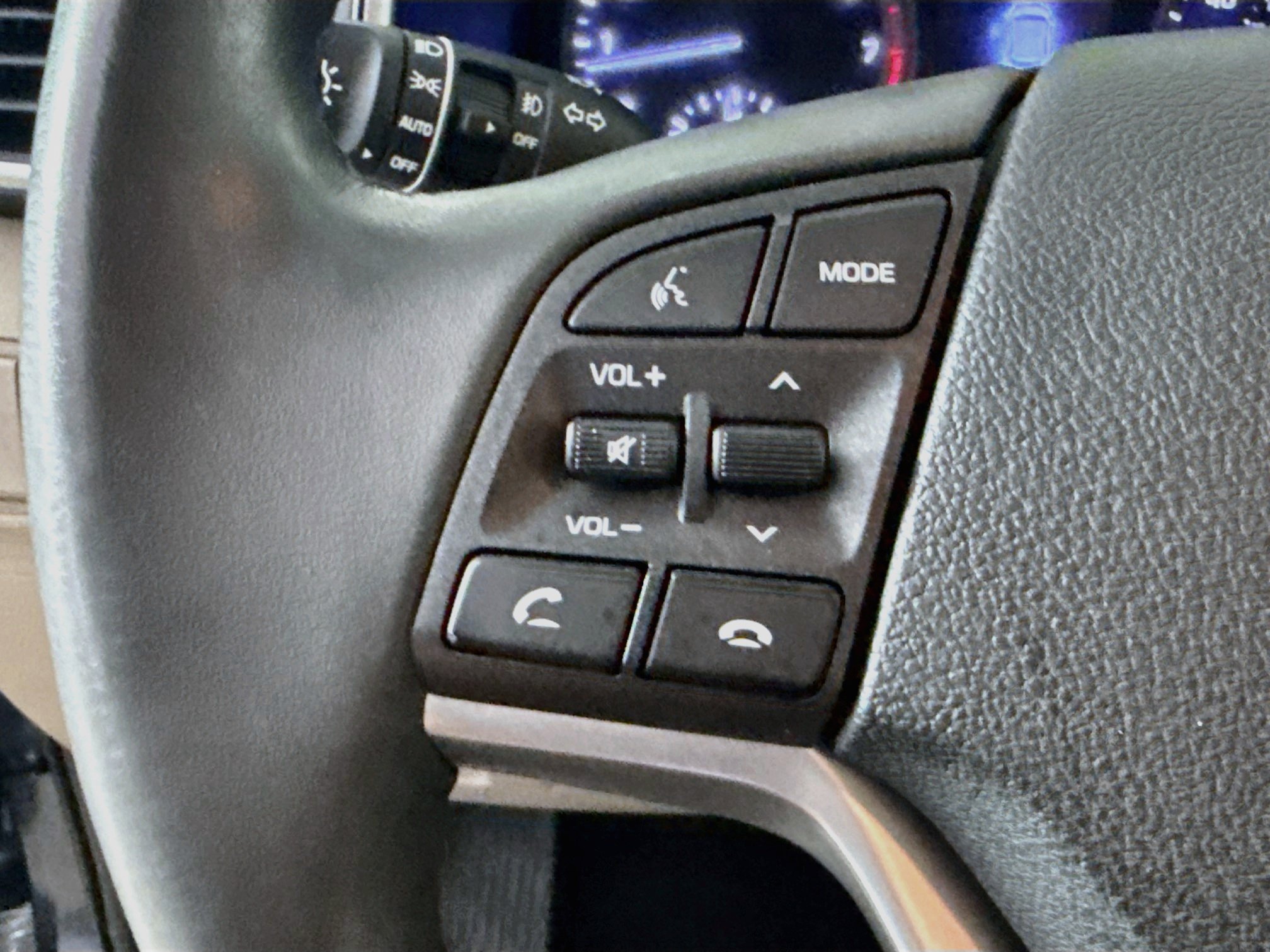Used 2019 Hyundai Tucson Limited w/ Cargo Package FWD image 14