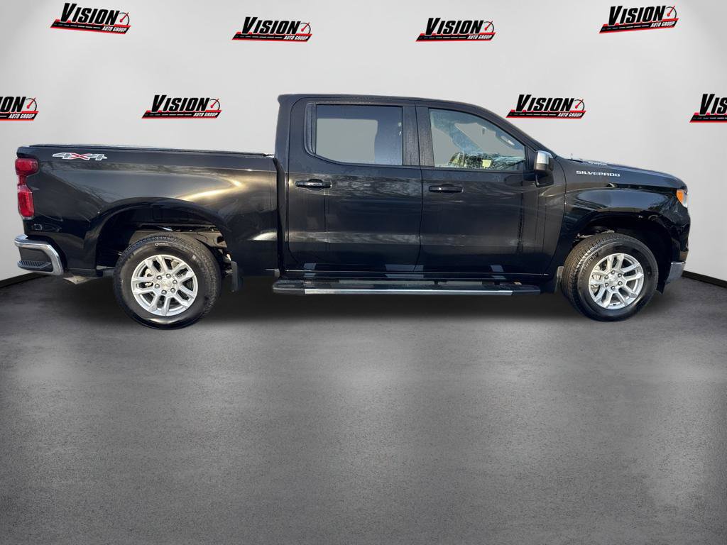 Used 2025 Chevrolet Silverado 1500 LT AWD/4WD image 4