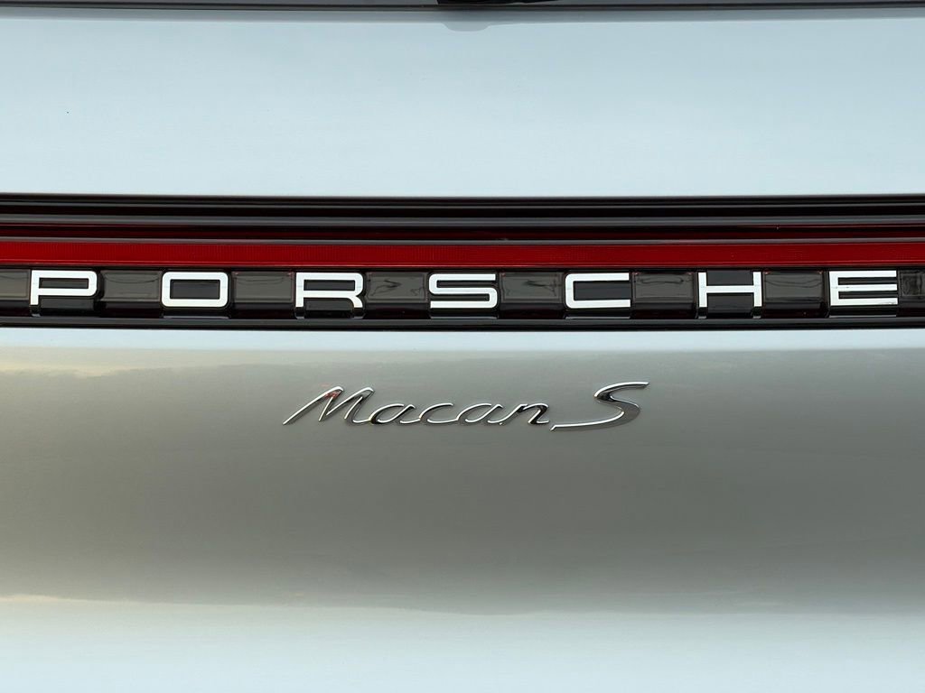 New 2026 Porsche Macan S image 27