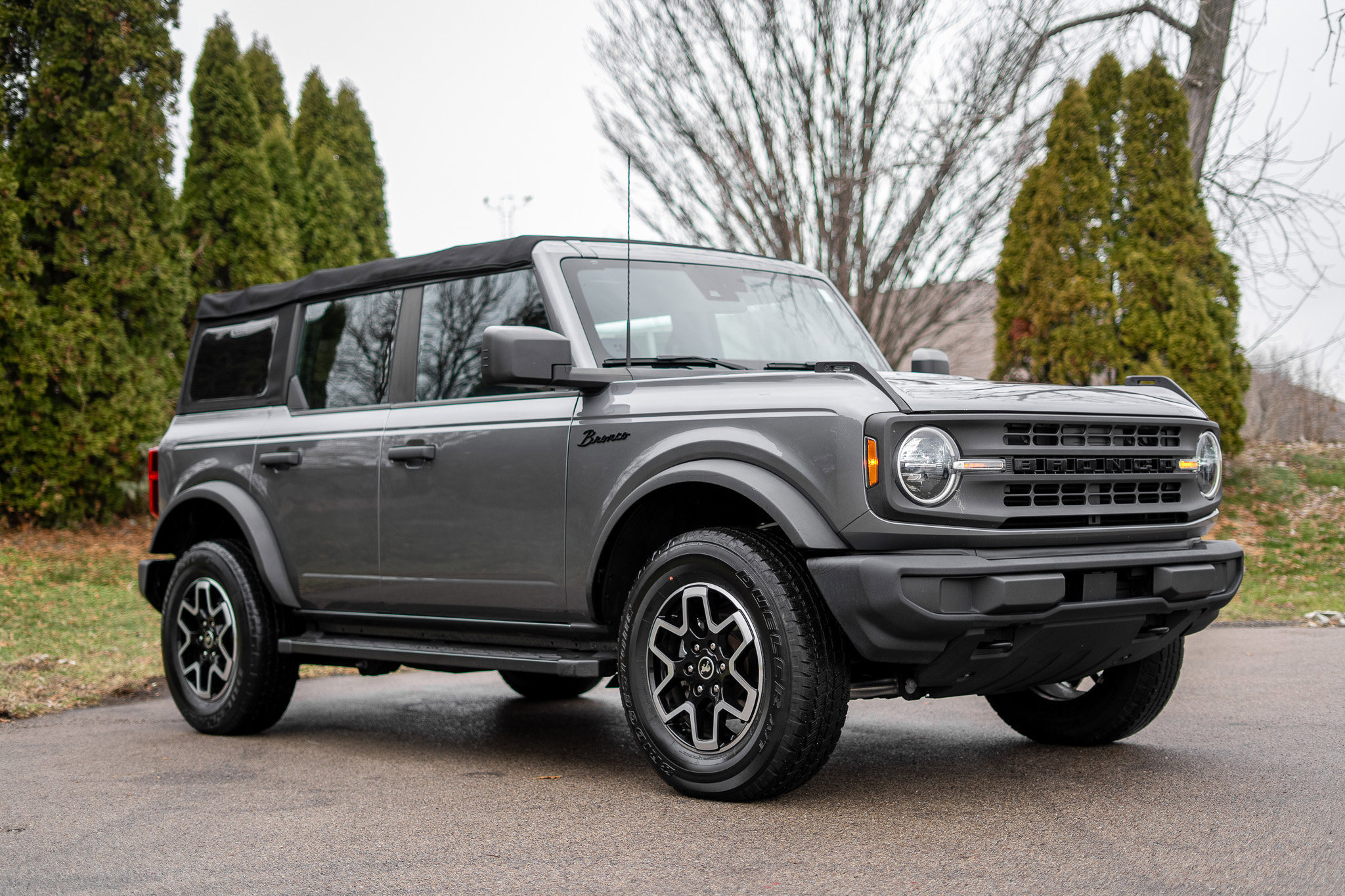 Used 2022 Ford Bronco 4-Door image 3