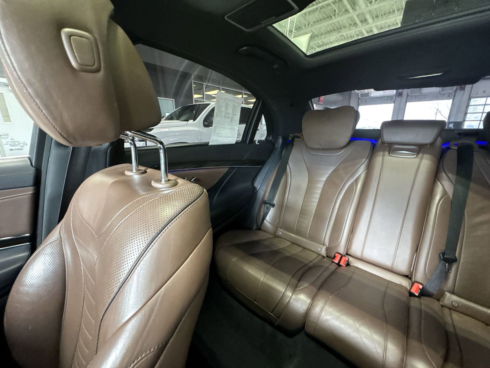 Used 2014 Mercedes-Benz S 550 Sedan image 4