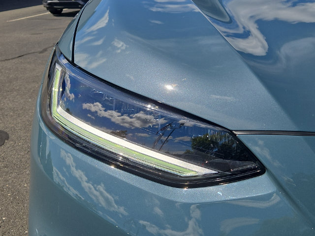 Used 2024 Honda HR-V EX-L image 9