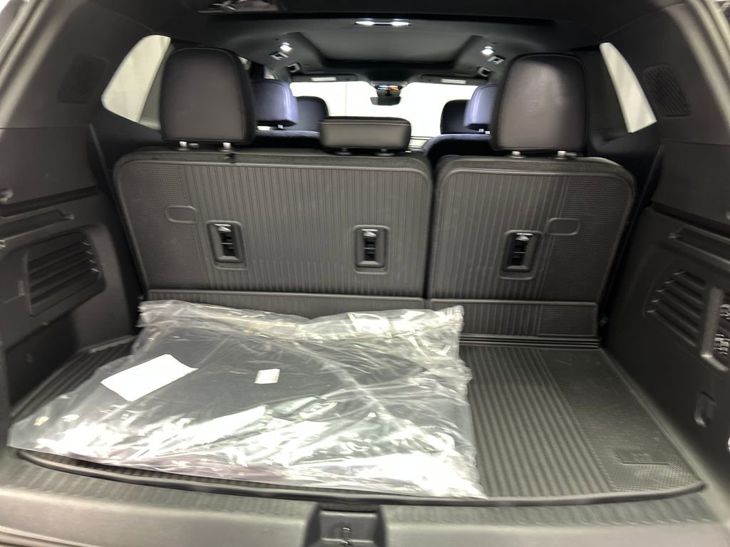 New 2026 Buick Enclave Avenir w/ Super Cruise Package image 23