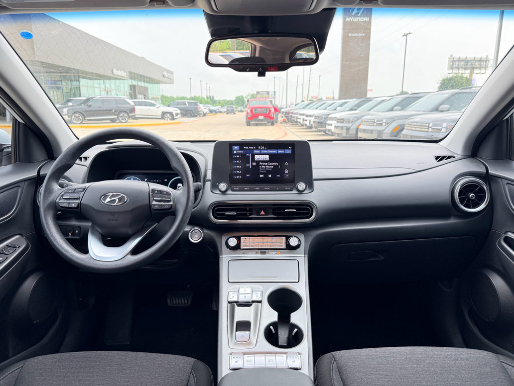 Used 2023 Hyundai Kona SE FWD image 13