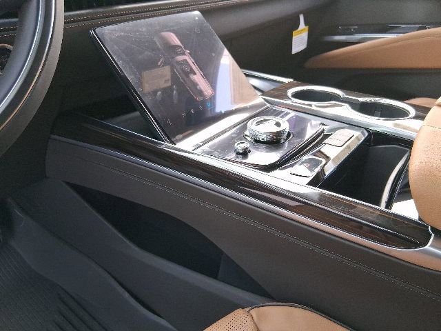 New 2026 Cadillac Escalade ESV Luxury w/ Touring Package RWD image 19