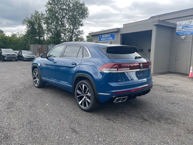 New 2025 Volkswagen Atlas Cross Sport SEL Premium R-Line image 2