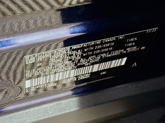 Used 2024 Toyota RAV4 XLE Premium image 32