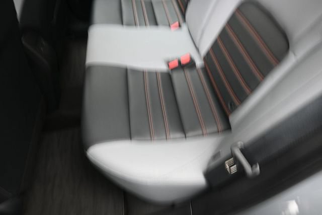 Used 2023 Nissan Kicks SR w/ SR Premium Package FWD image 21