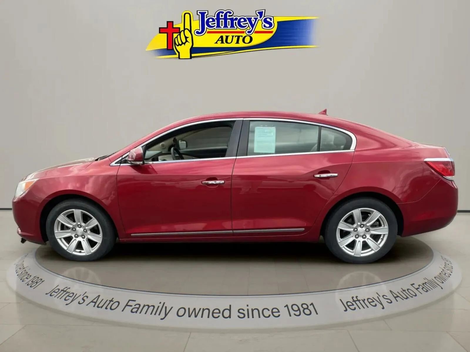 Used 2012 Buick LaCrosse Leather FWD image 2
