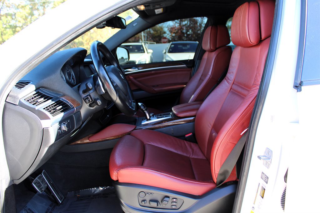 Used 2014 BMW X6 xDrive50i image 15