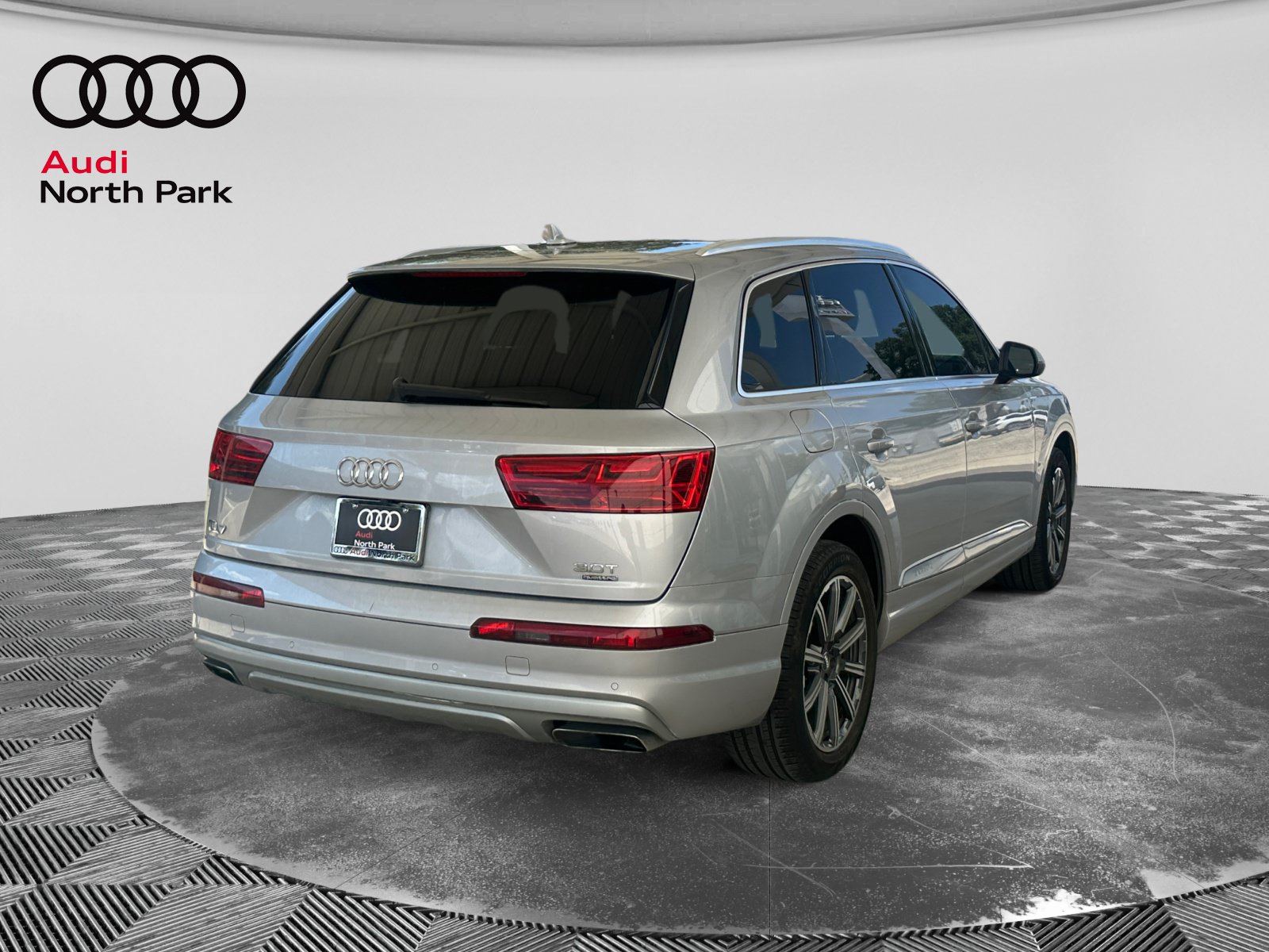 Used 2017 Audi Q7 3.0T Prestige w/ Prestige Package AWD/4WD image 5