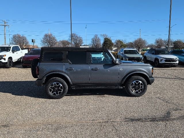 Used 2022 Ford Bronco Outer Banks image 18