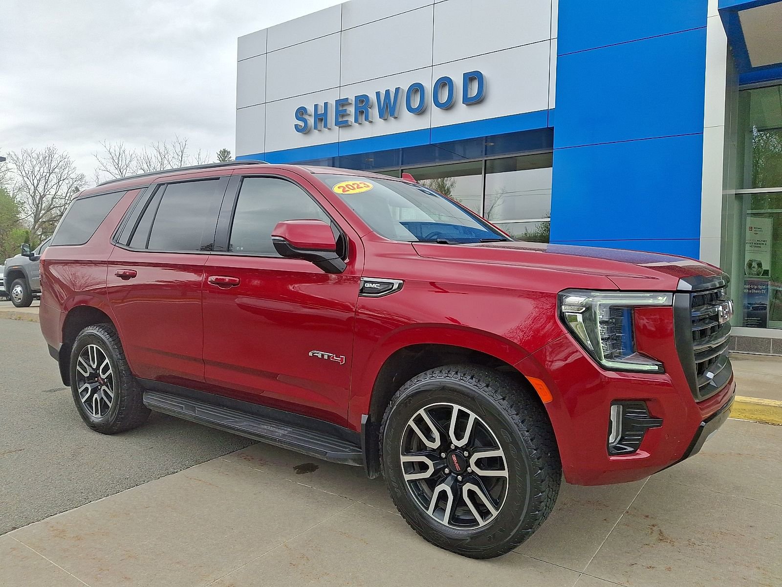 Used 2023 GMC Yukon AT4 w/ LPO, Floor Liner Package AWD/4WD image 1