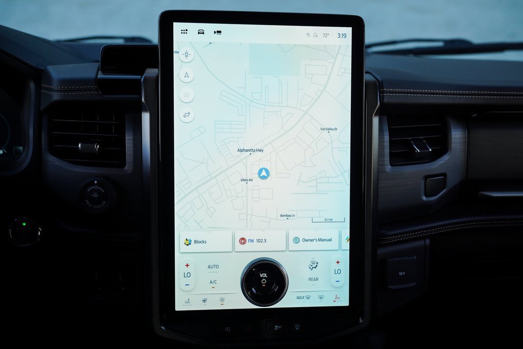 Used 2023 Ford Expedition Platinum image 33