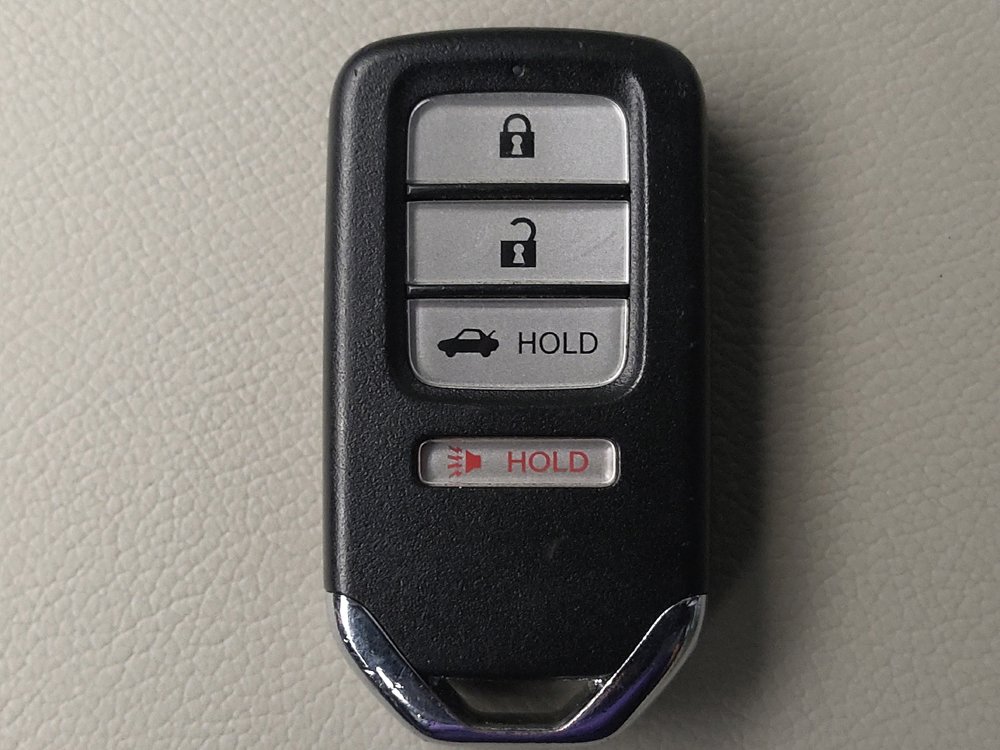 Used 2018 Honda Accord LX image 32