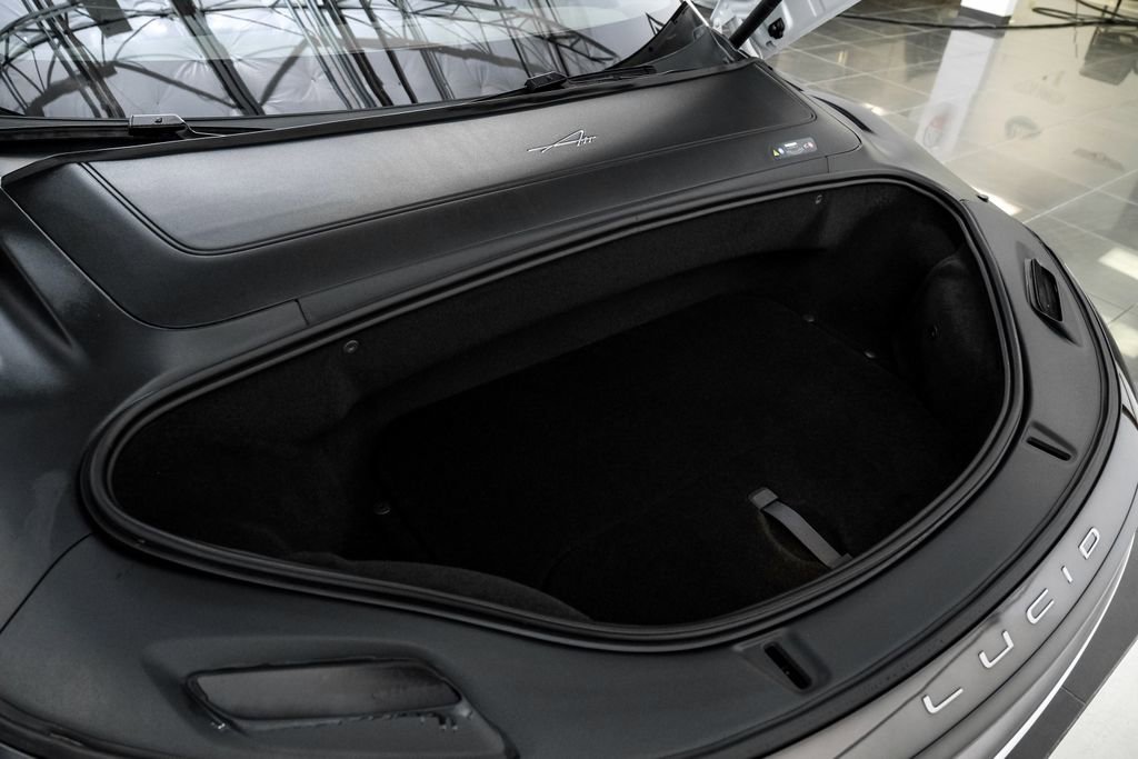 Used 2024 Lucid Air Touring image 54