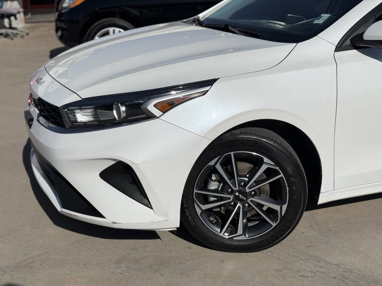 Used 2022 Kia Forte LXS image 10