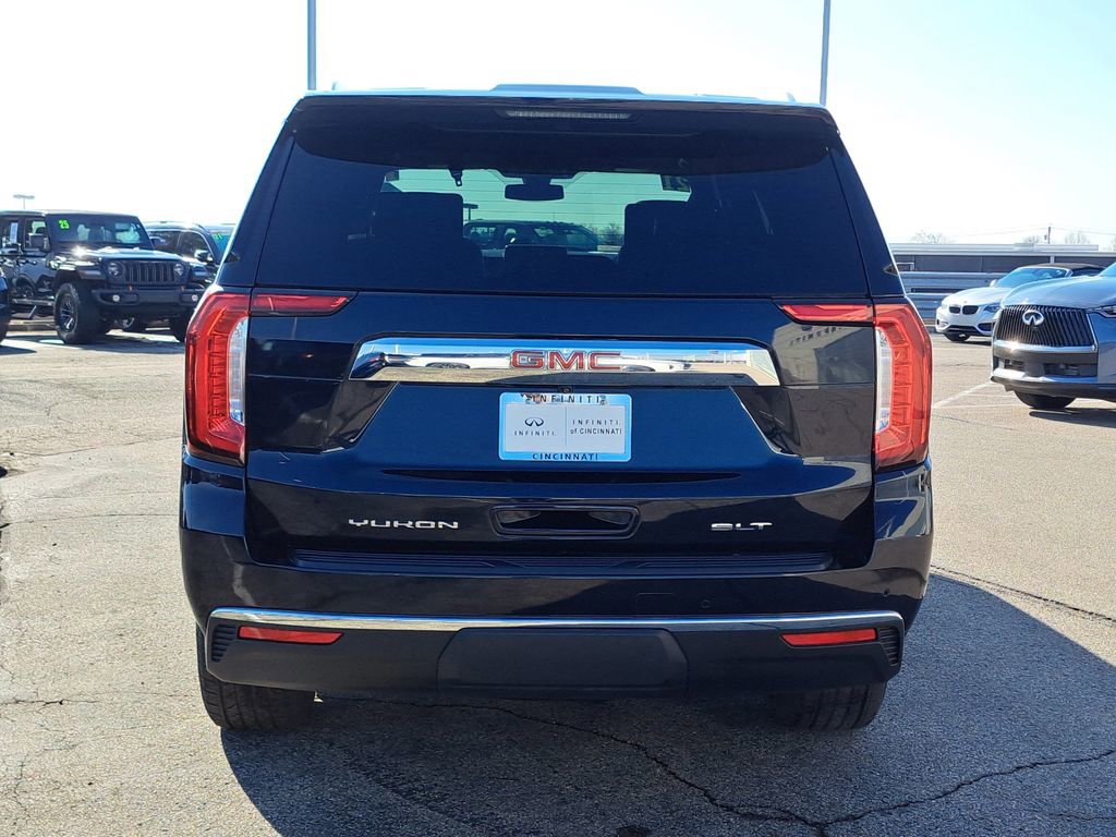 Used 2021 GMC Yukon SLT w/ SLT Premium Package image 4