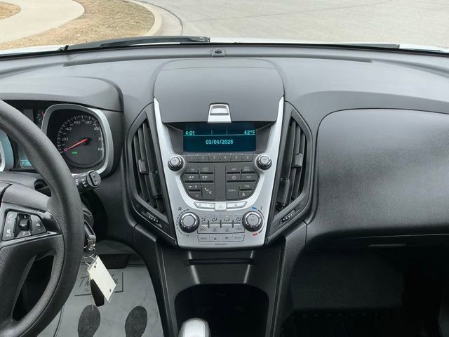 Used 2015 Chevrolet Equinox LS image 25