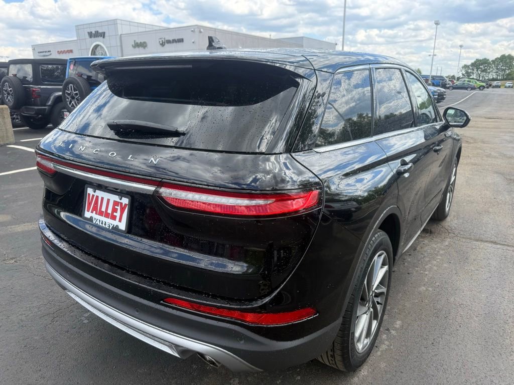 Used 2023 Lincoln Corsair AWD w/ Equipment Group 101A image 56
