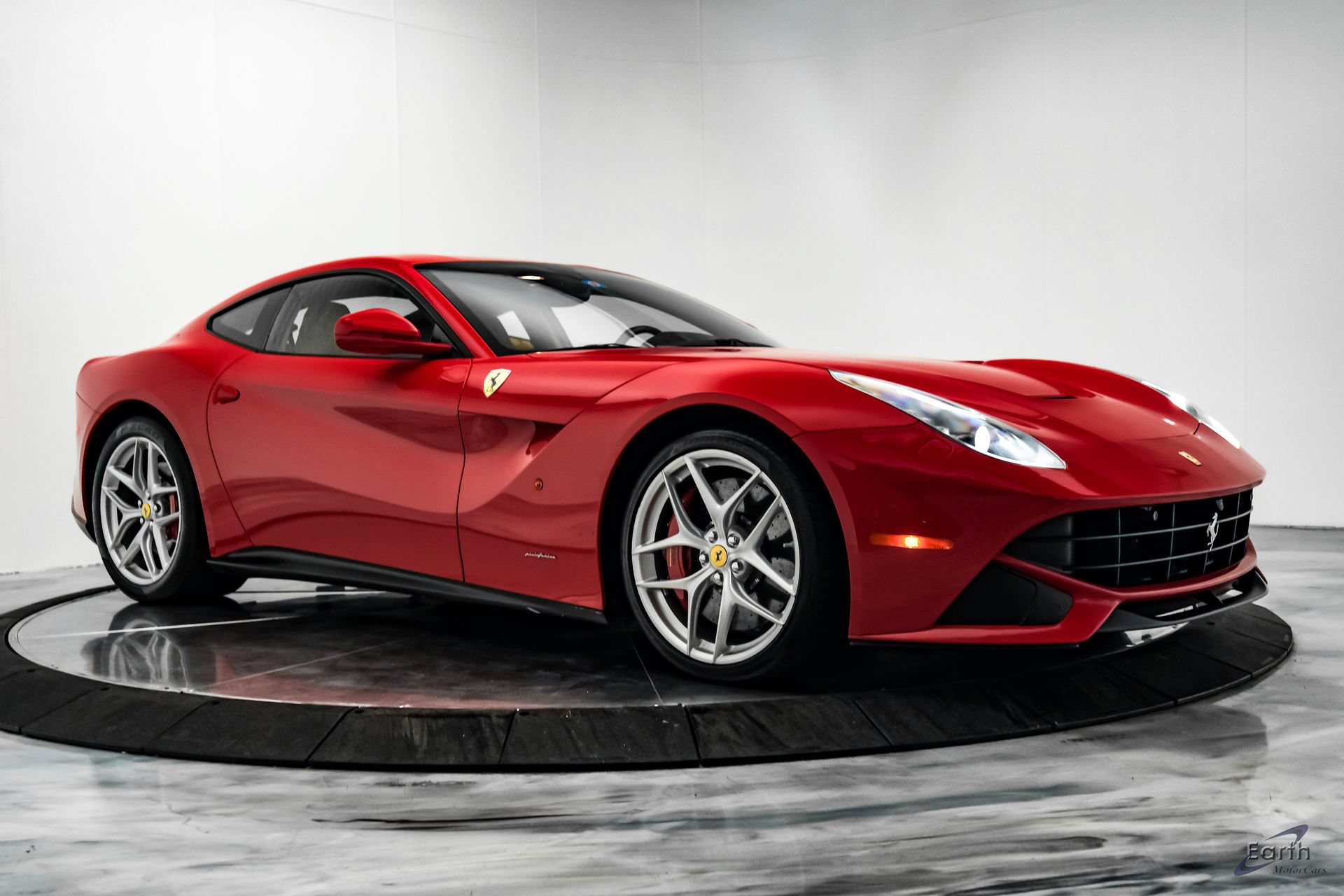 Used 2017 Ferrari F12 Berlinetta RWD image 21