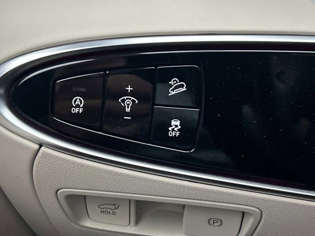 Used 2023 Genesis GV70 3.5T Sport w/ Sport Advanced Package image 32