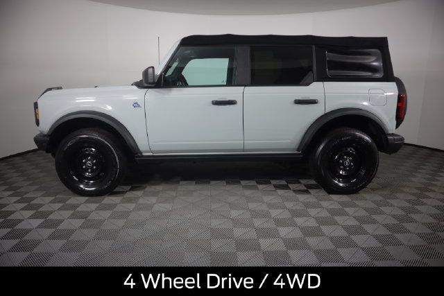 Certified 2022 Ford Bronco Black Diamond AWD/4WD image 7