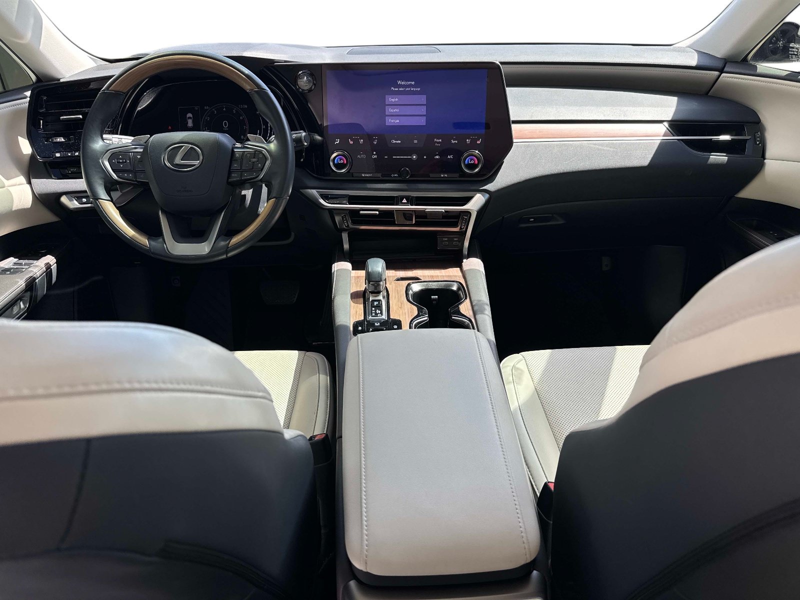 Used 2024 Lexus RX 350 Premium w/ Accessory Package (Z1) FWD image 16