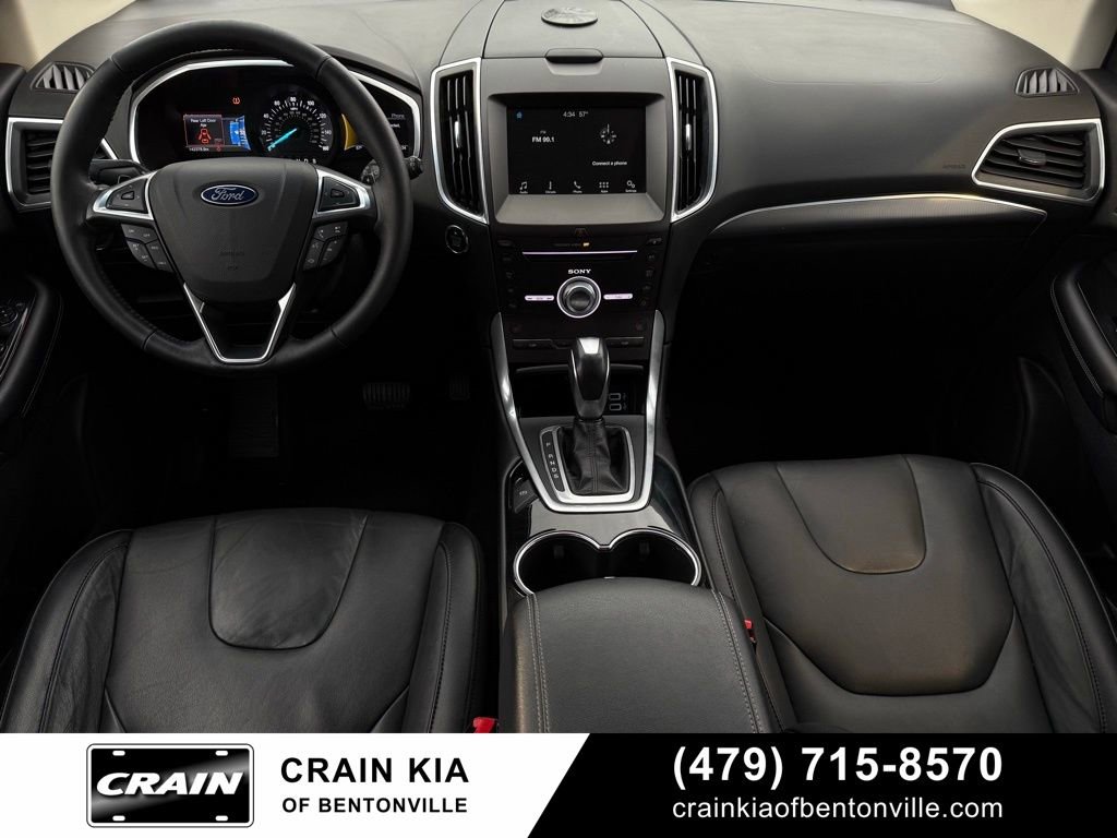 Used 2017 Ford Edge Titanium FWD image 26
