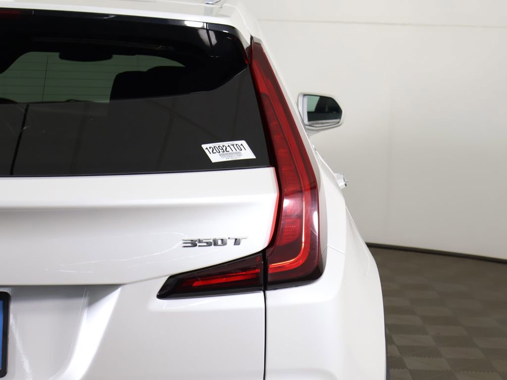 Used 2020 Cadillac XT4 Premium Luxury w/ Cold Weather Package AWD/4WD image 18