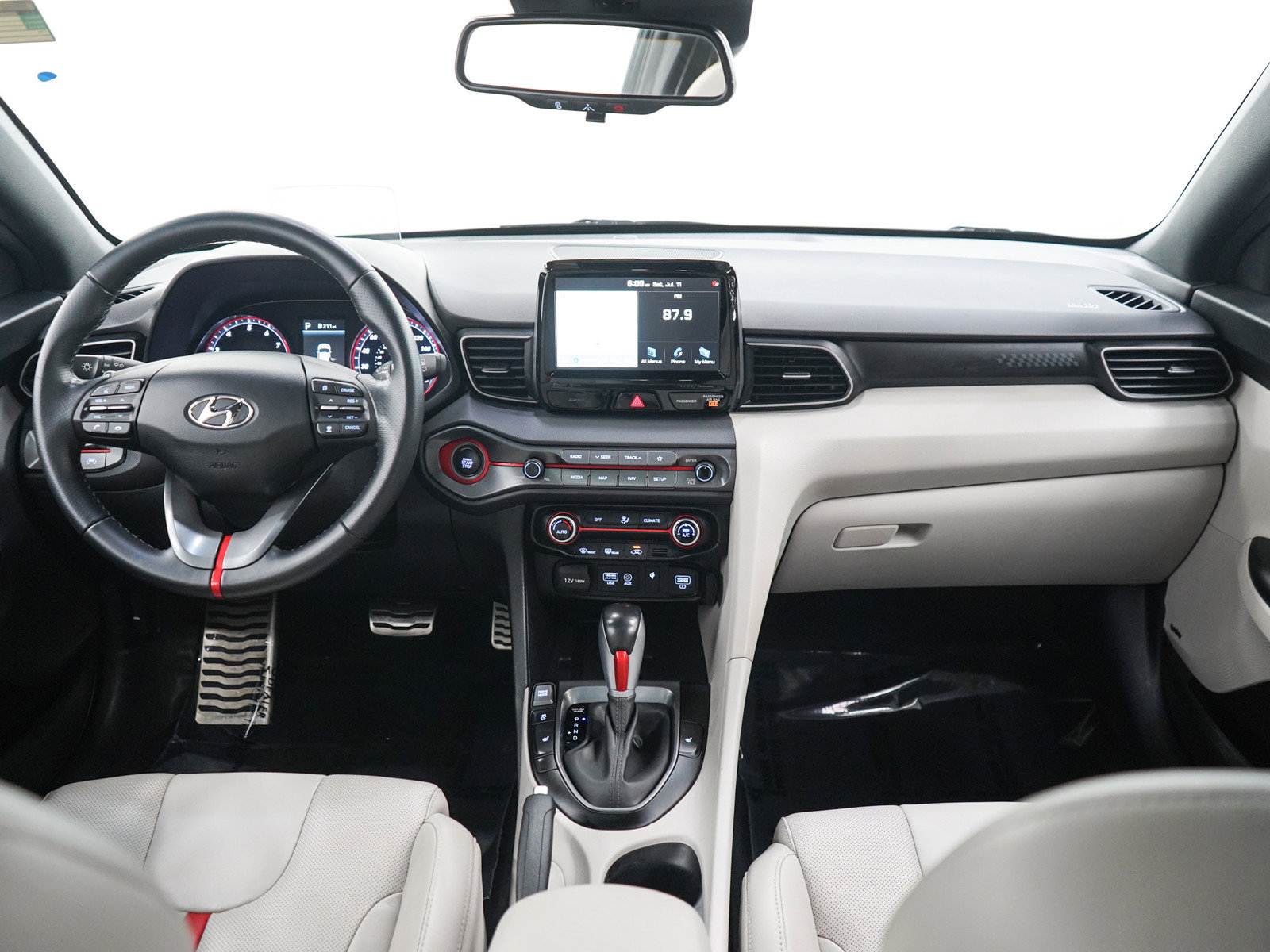 Used 2020 Hyundai Veloster Turbo Ultimate FWD image 14
