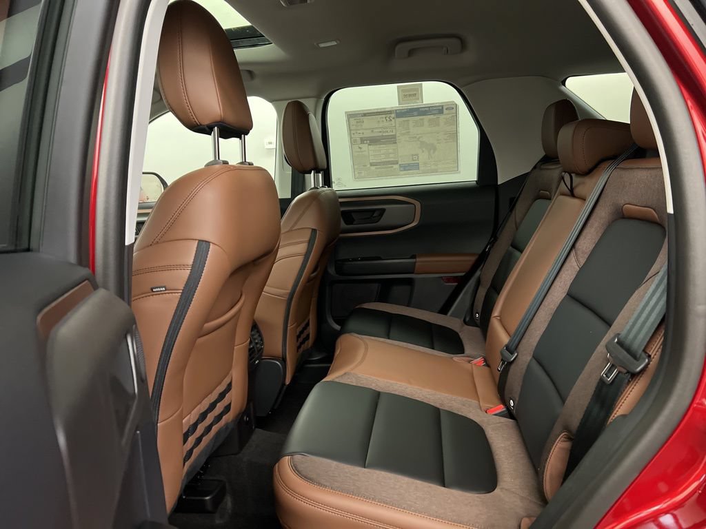 New 2025 Ford Bronco Sport Outer Banks w/ Outer Banks Tech Package+ AWD/4WD image 32
