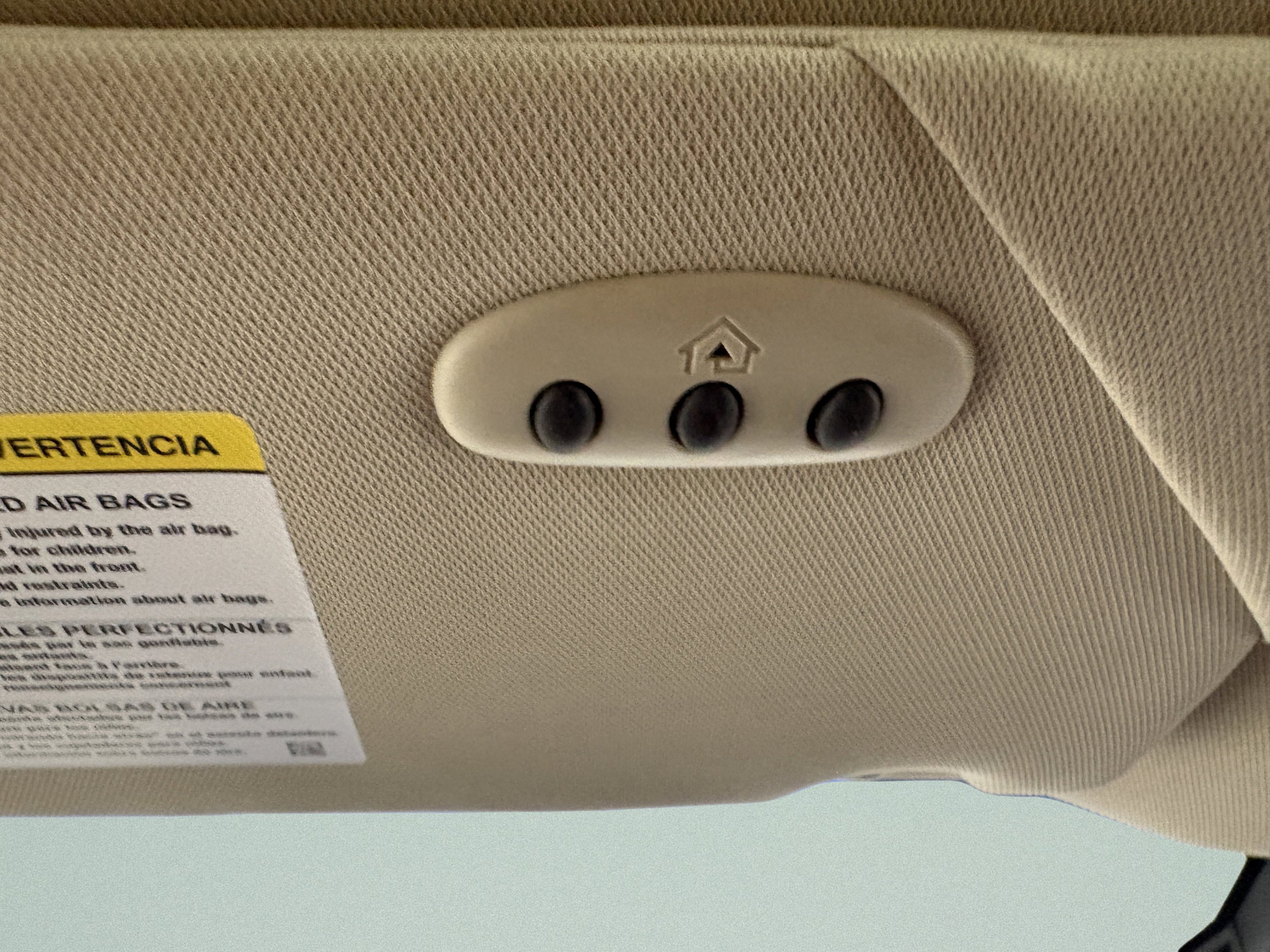 Used 2013 Lincoln MKT AWD image 32