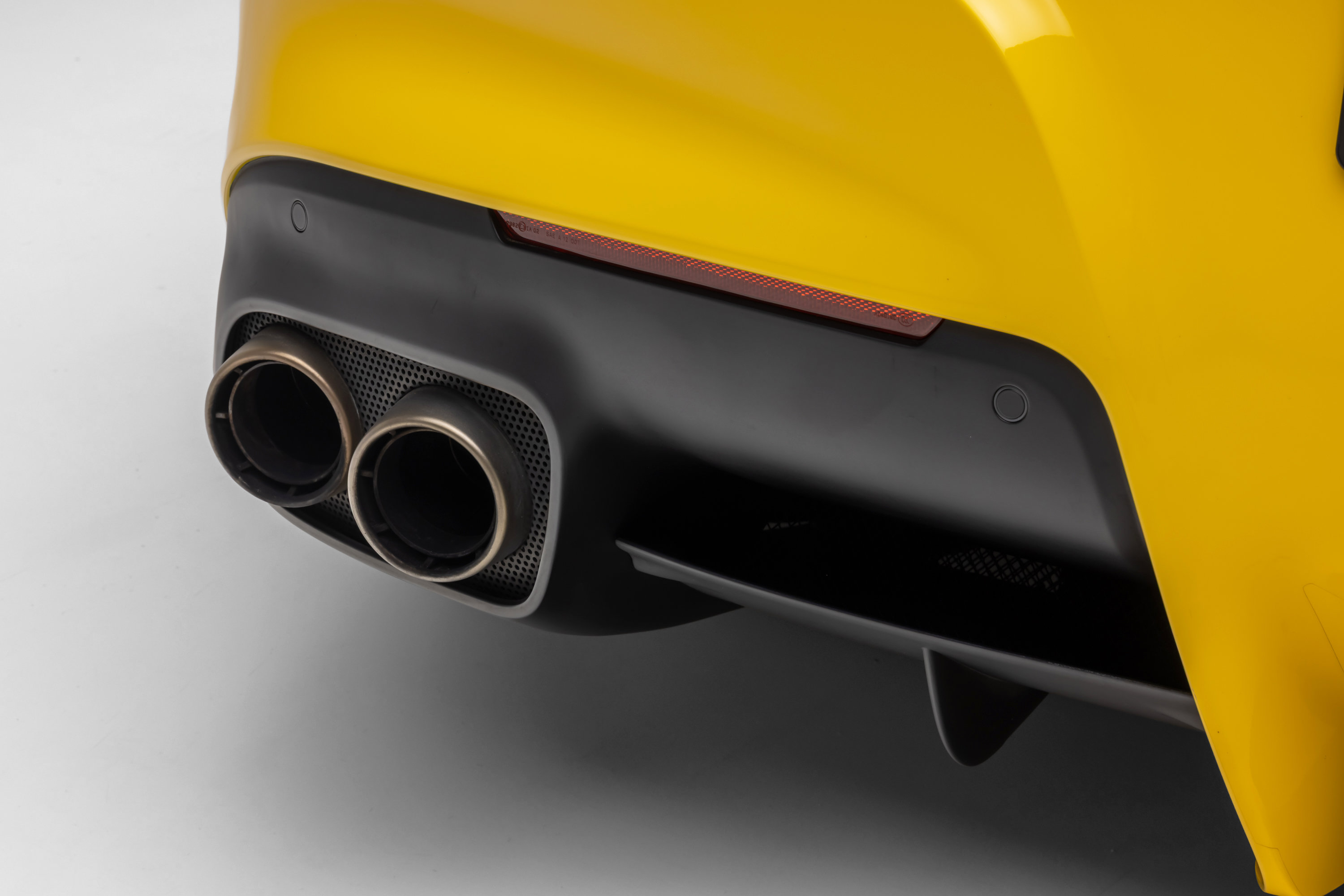 Certified 2017 Ferrari F12 Berlinetta RWD image 23