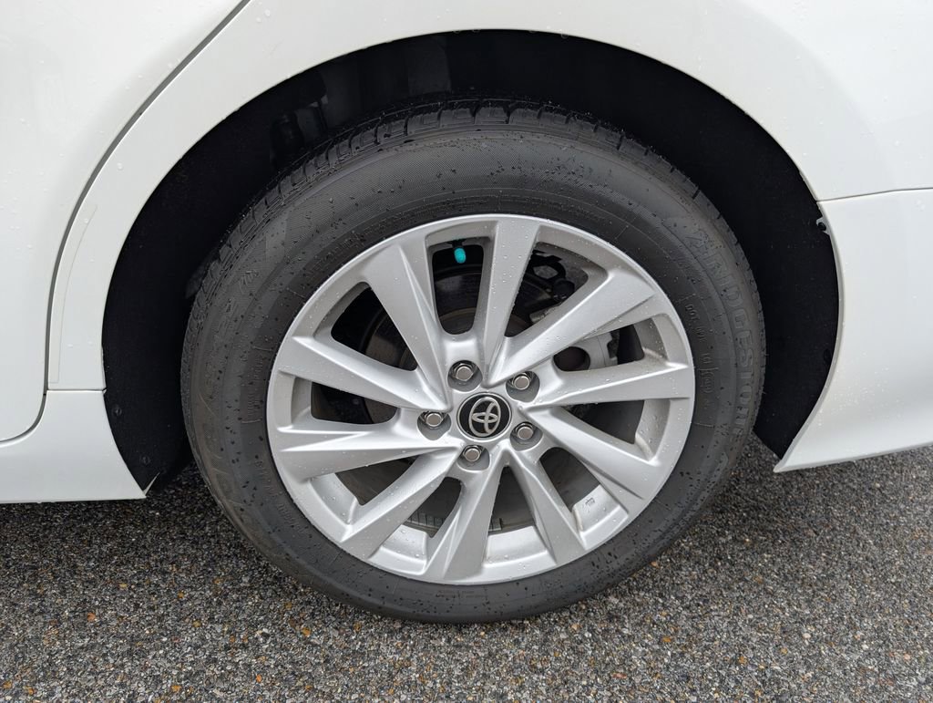 Used 2024 Toyota Camry LE w/ Convenience Package image 30